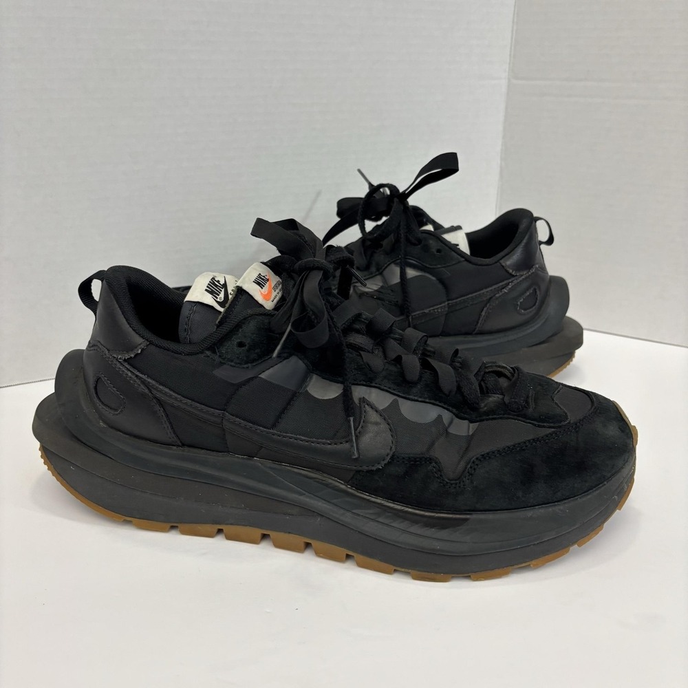 Nike Sacai Vaporwaffle Shoes Mens Size 12 Black Gum Sole Sneakers DD1875-001 - Picture 4 of 16